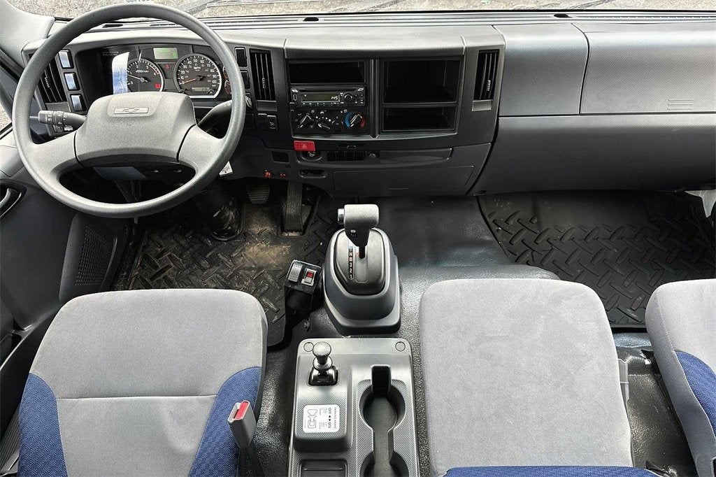 2023 Chevrolet Low Cab Forward 7500 XD Base